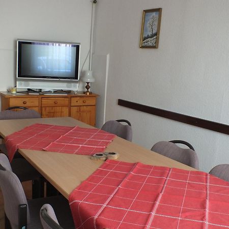 Zimmer Im Ferienpark Buntspecht Pruchten Экстерьер фото