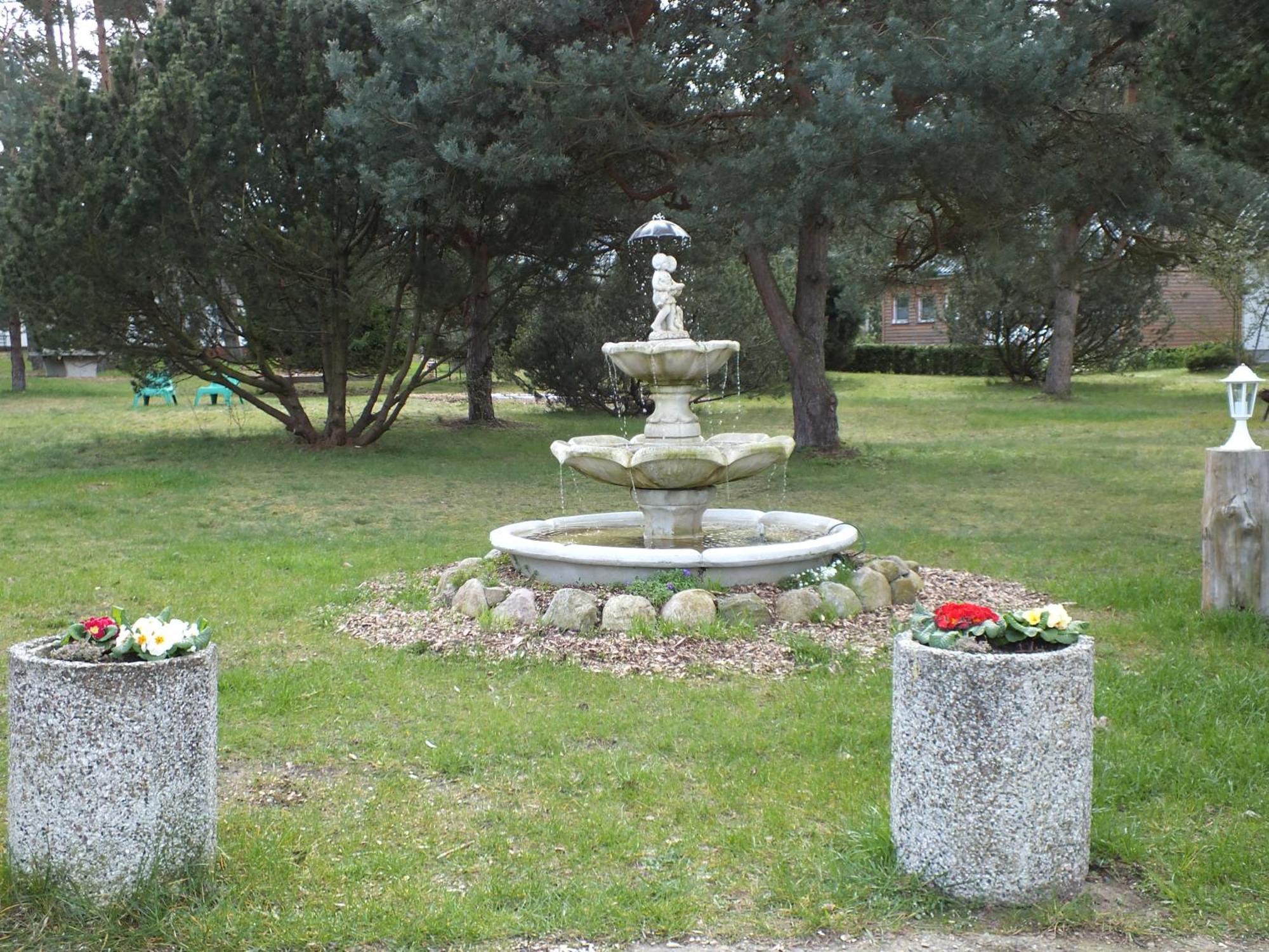 Zimmer Im Ferienpark Buntspecht Pruchten Экстерьер фото